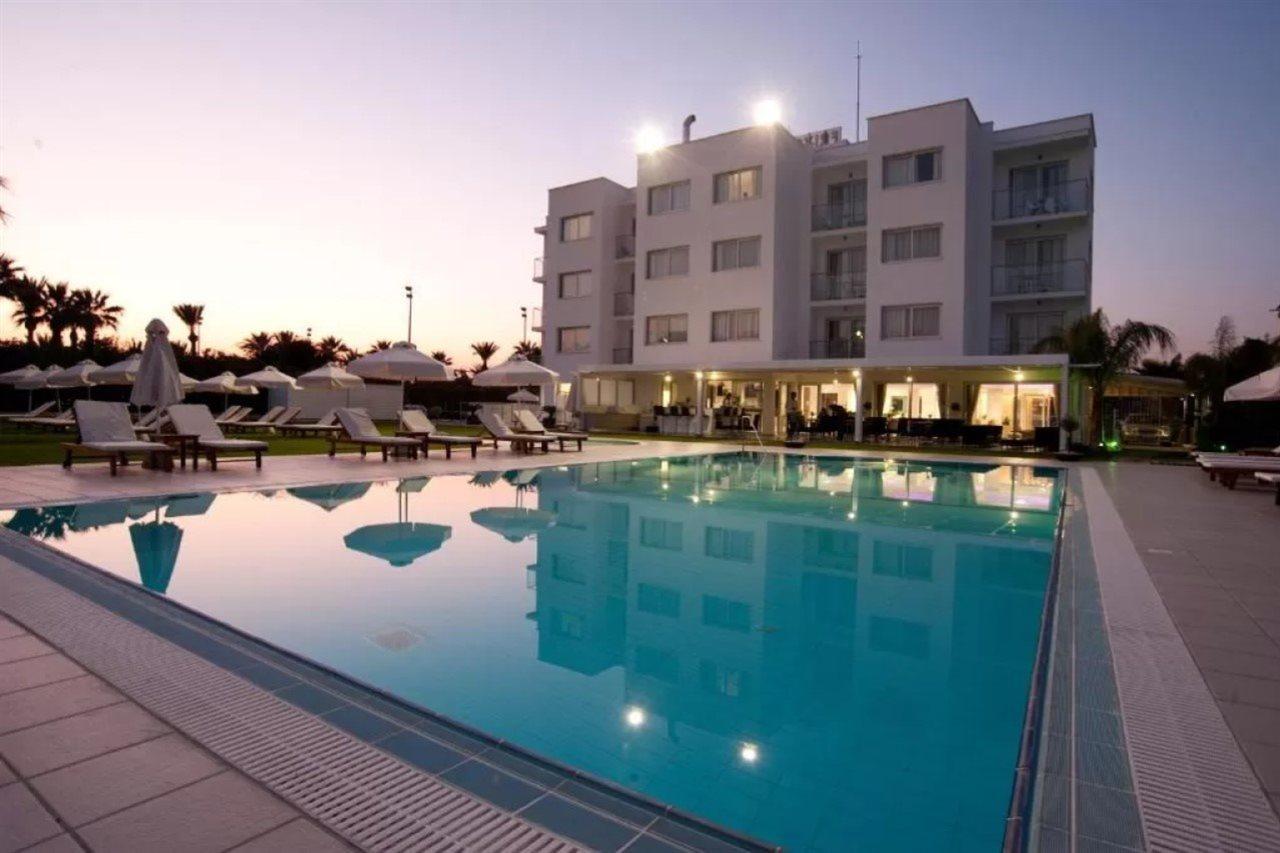 Frixos Suites Hotel Apts Voroklini Exterior photo