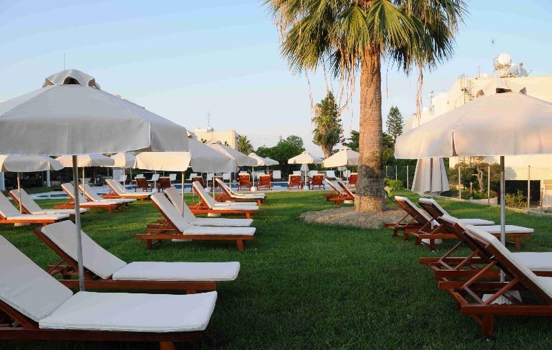 Frixos Suites Hotel Apts Voroklini Exterior photo